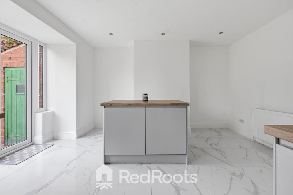 Property photo 2 of 24 4962244