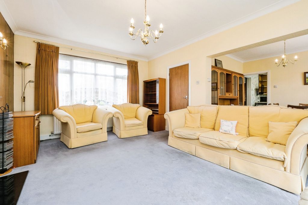 Property photo 2 of 37 Pbox-Img.Jpg
