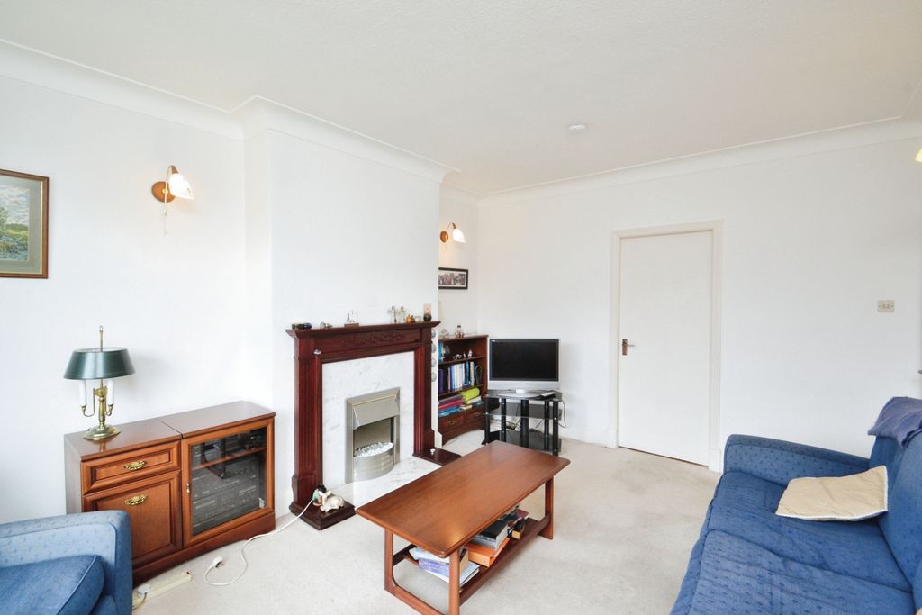 Property photo 3 of 18 Photography