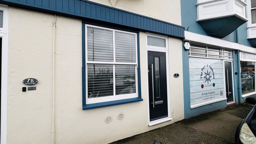 Property photo 2 of 12 Front 2