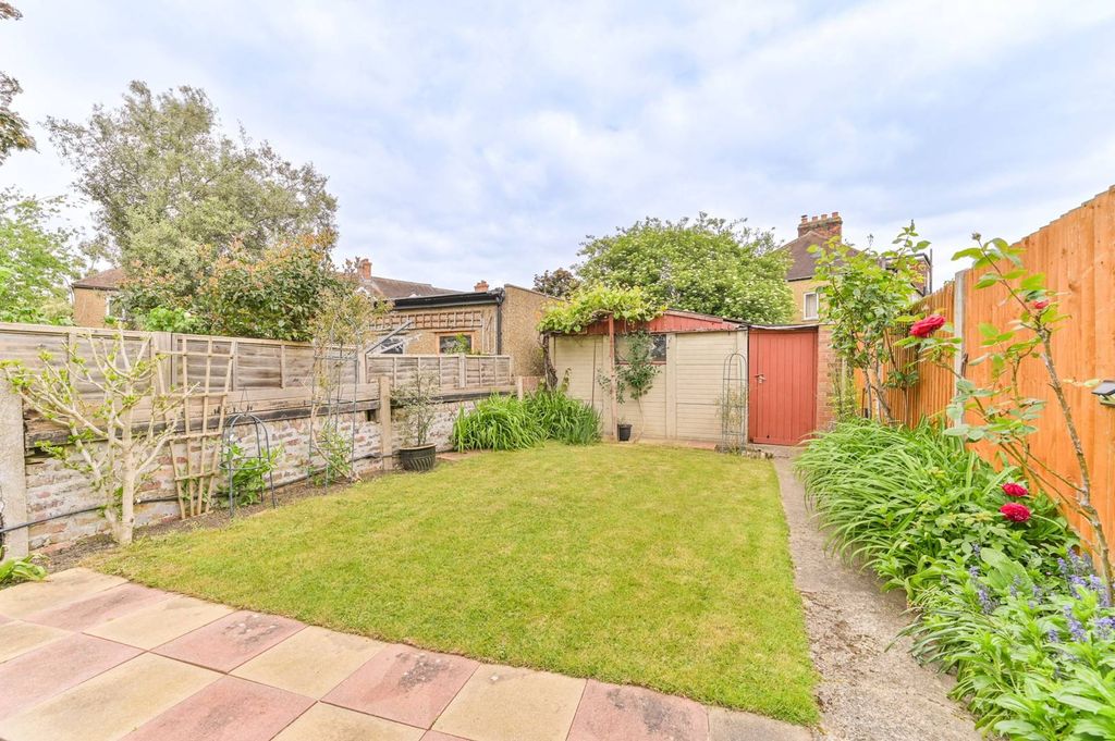 Property photo 2 of 14
