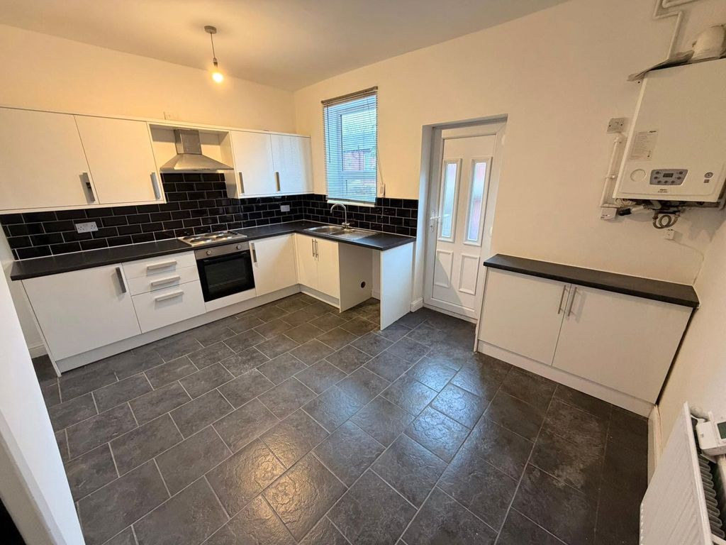 Property photo 3 of 11 Picture No. 05