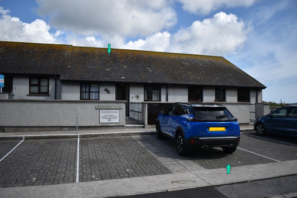 Property photo 1 of 11