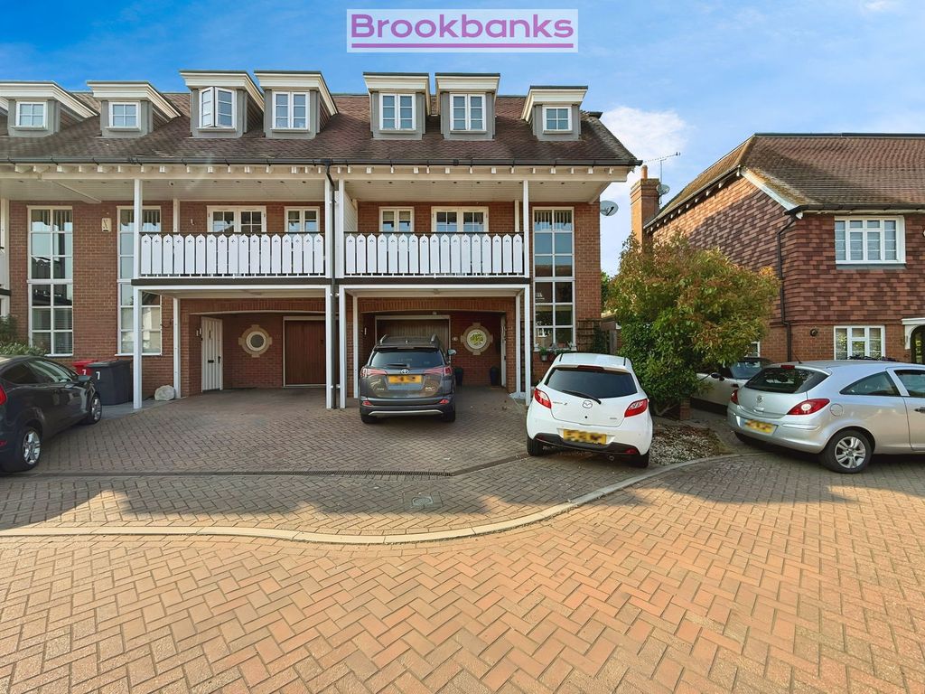 Property photo 1 of 23