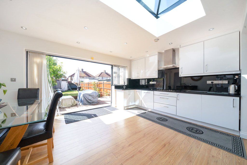 Property photo 2 of 17 Picture No. 02