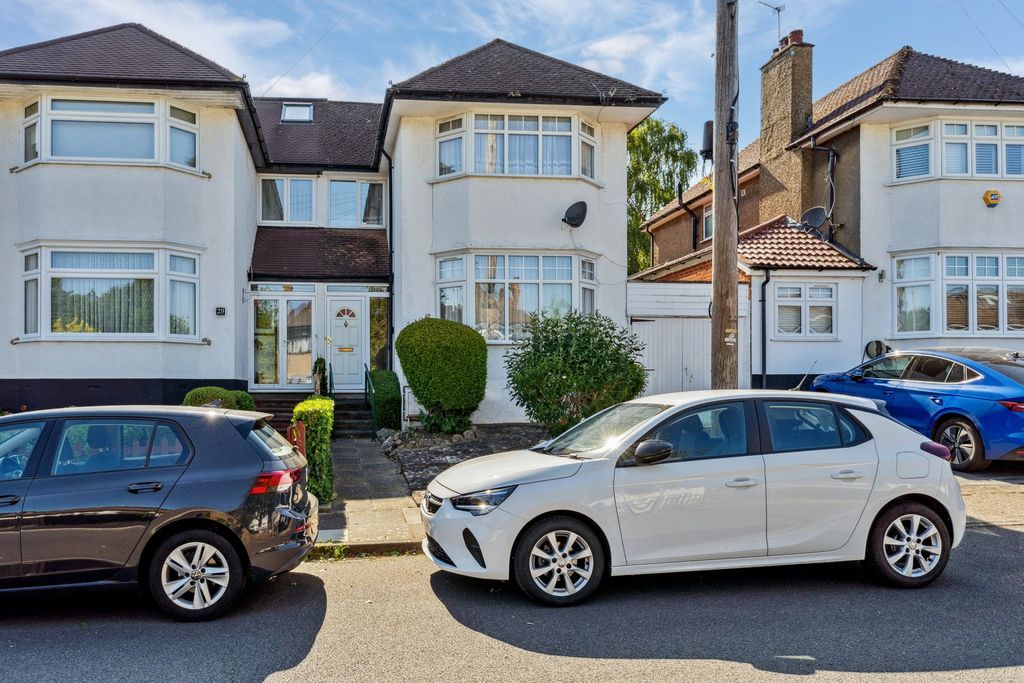 Property photo 1 of 20