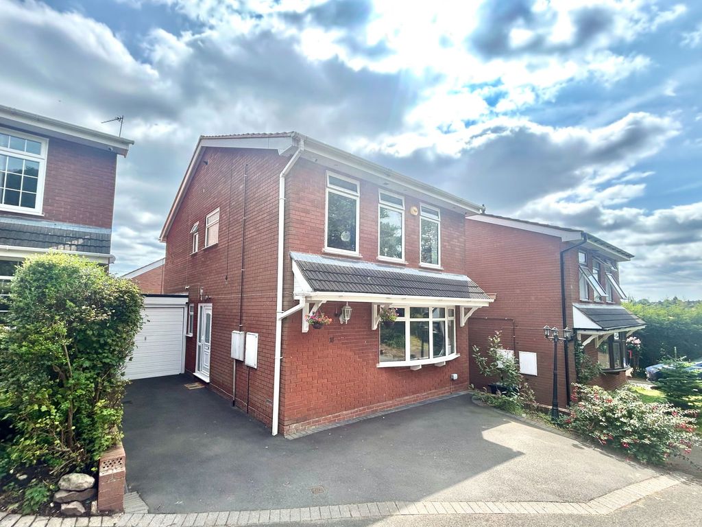 Property photo 1 of 26