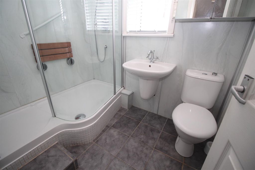 Additional image 13 of 2 bed semi-detached house for saleGlamis Place, Greenock PA16