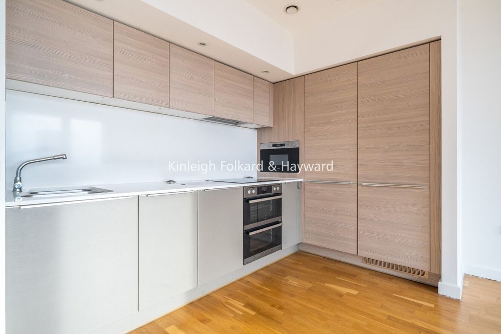 Property photo 3 of 11 Picture No. 09