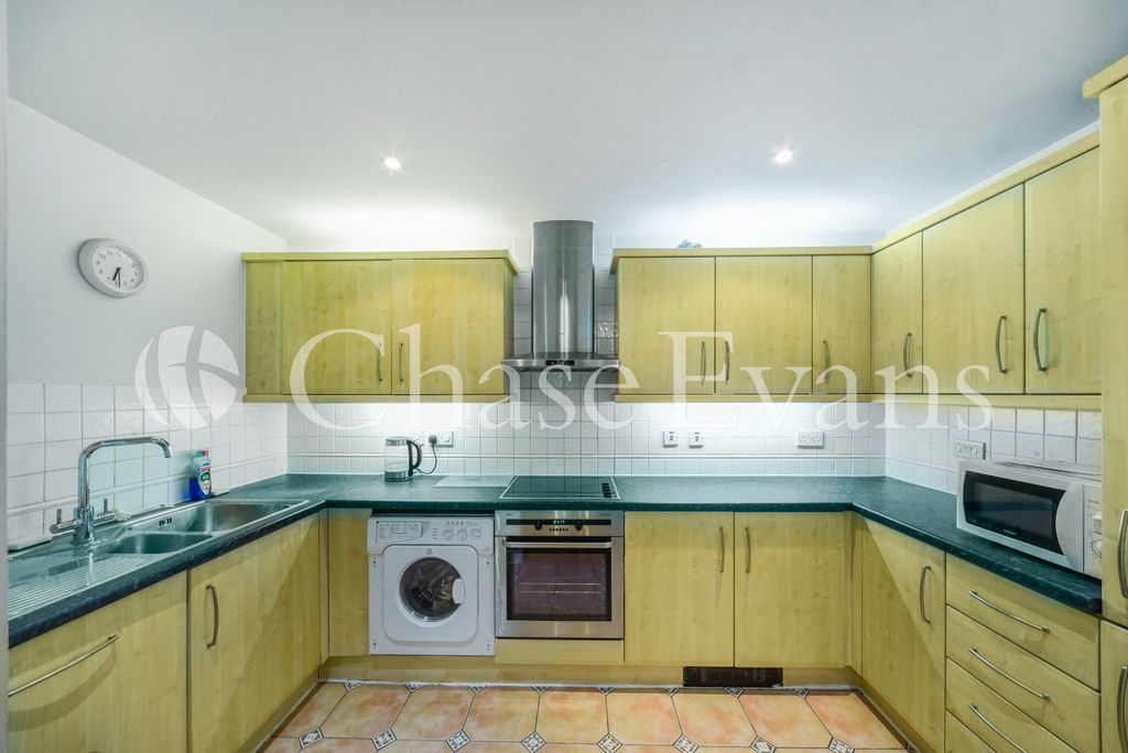 Property photo 2 of 16 Kitchen