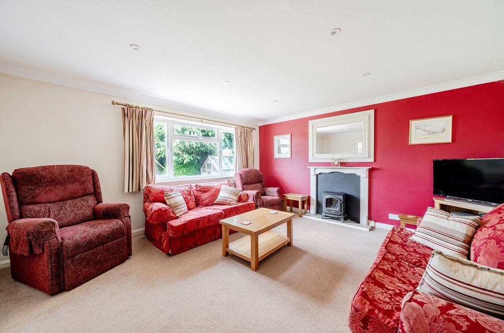Property photo 3 of 15 1458009-6-6A0ee1d...