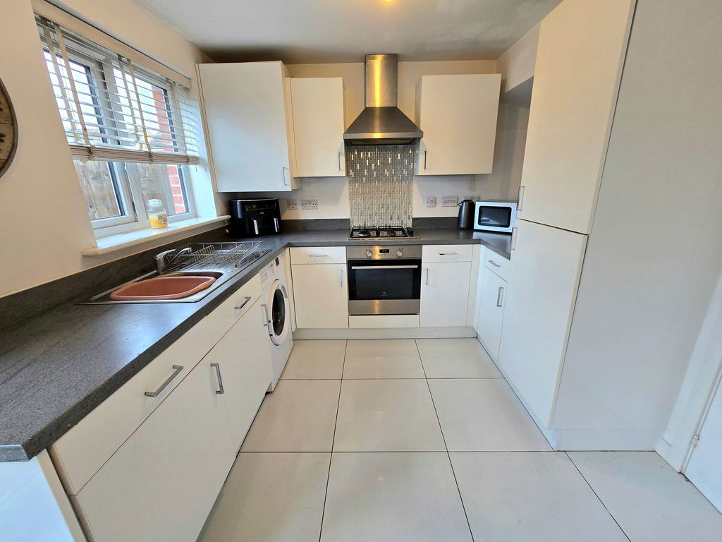 Additional image 9 of 3 bed semi-detached house for saleFfordd Cadfan, Bridgend CF31