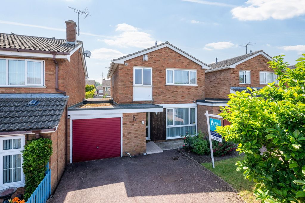 Property photo 1 of 18
