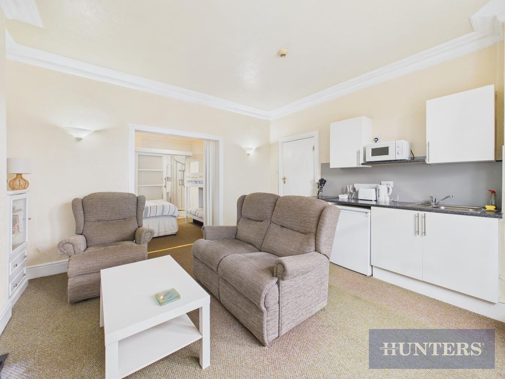 Property photo 2 of 34 Living Room