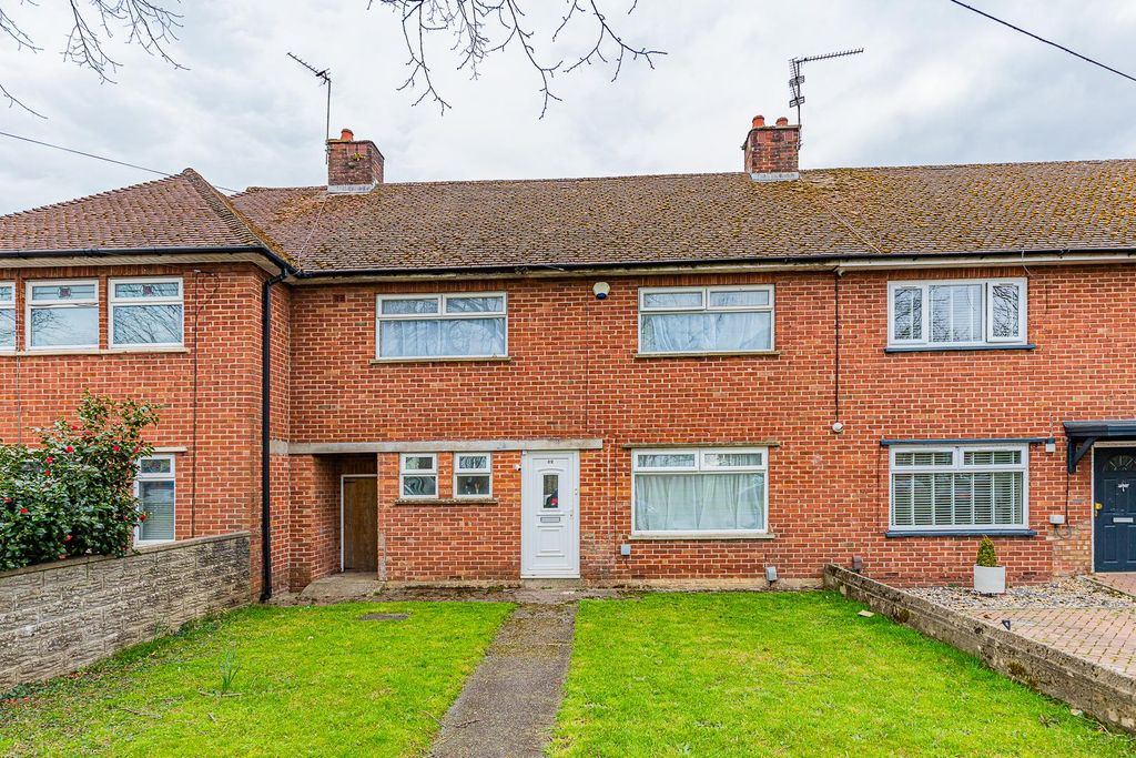 Property photo 1 of 17 Gabalfa Avenue 62-1.Jpg