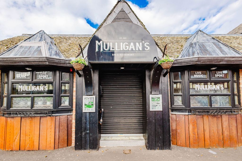 Property photo 1 of 43