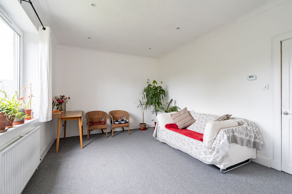 Property photo 3 of 18 Property Image 3