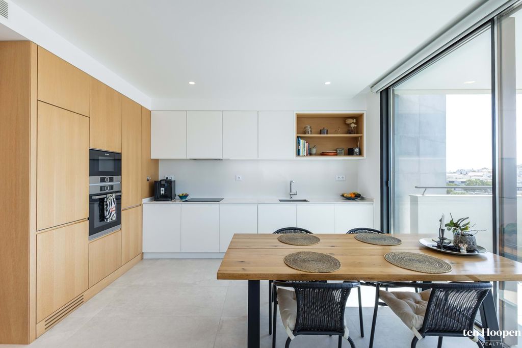 Property photo 3 of 30