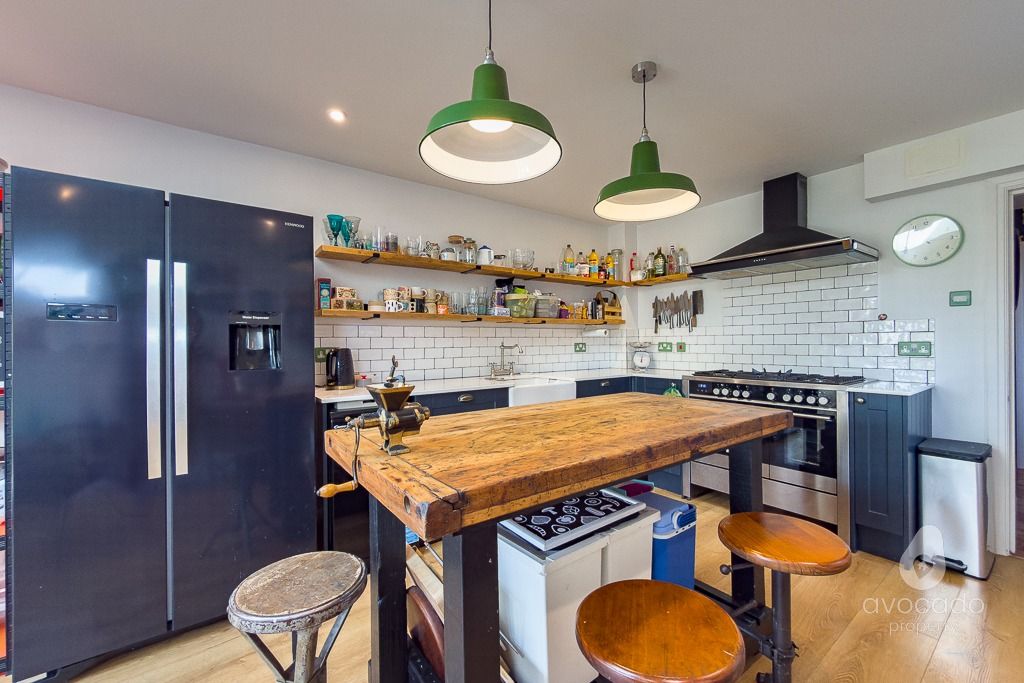 Property photo 2 of 23 5128285