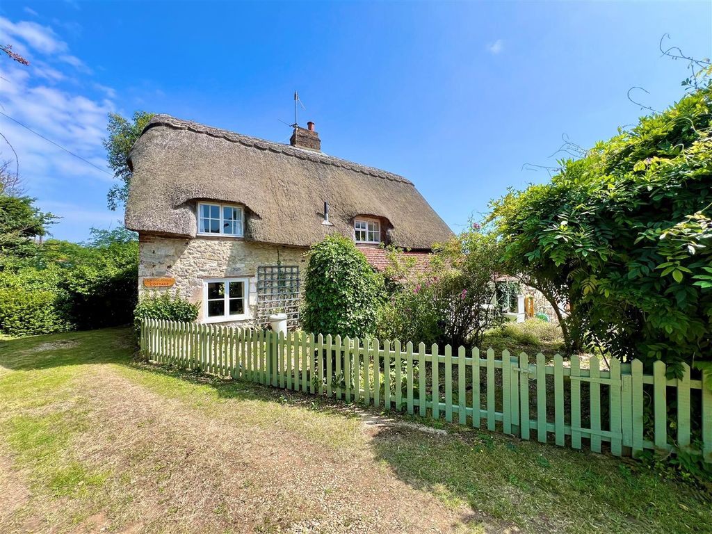 Property photo 1 of 31