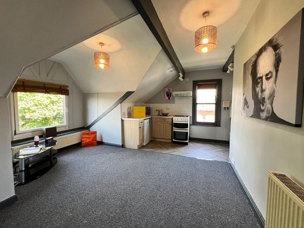 Property photo 1 of 4