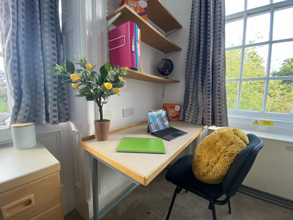 Property photo 2 of 19