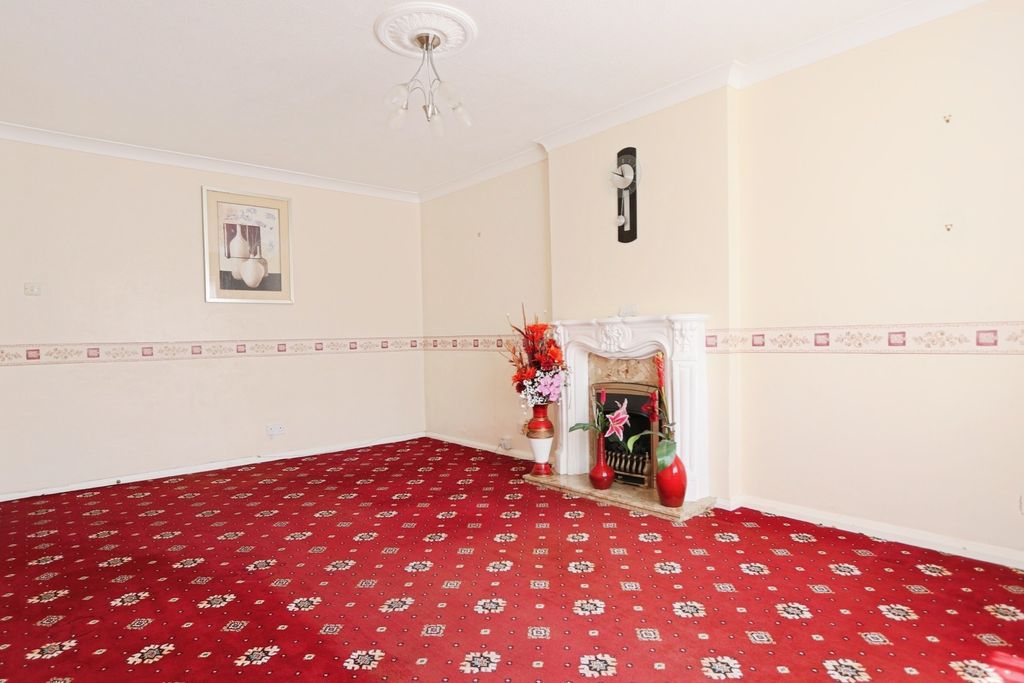 Property photo 3 of 8 4248897