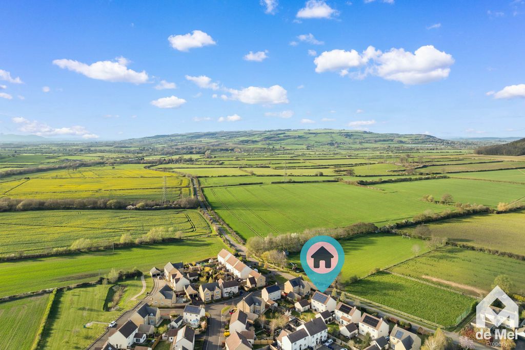 Property photo 2 of 22 Photo 4