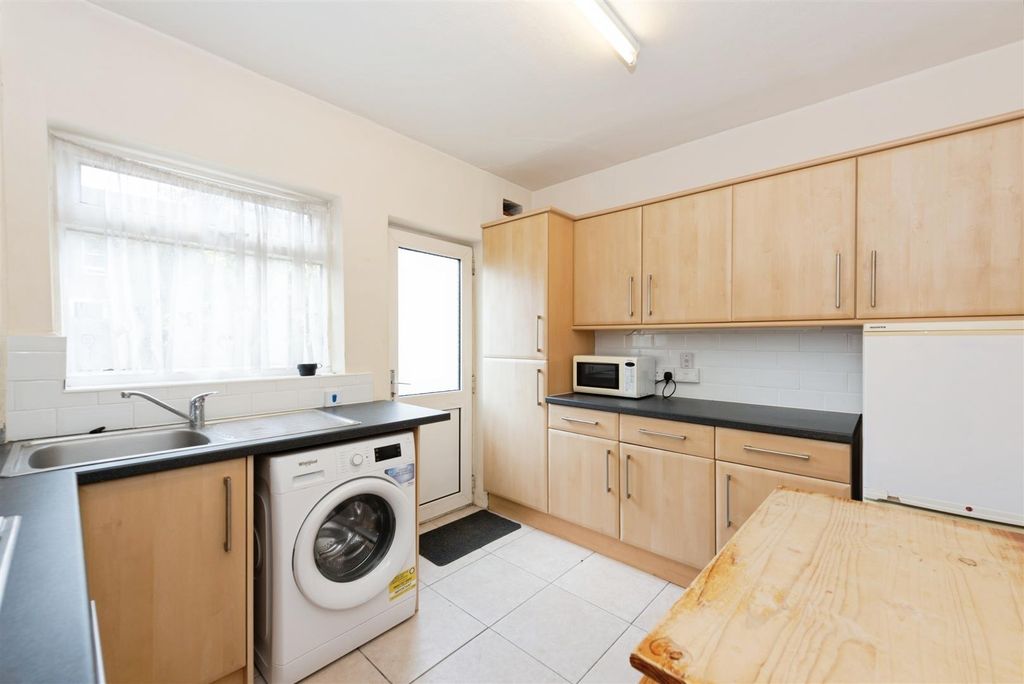 Property photo 2 of 20 Talbot10Of25.Jpg