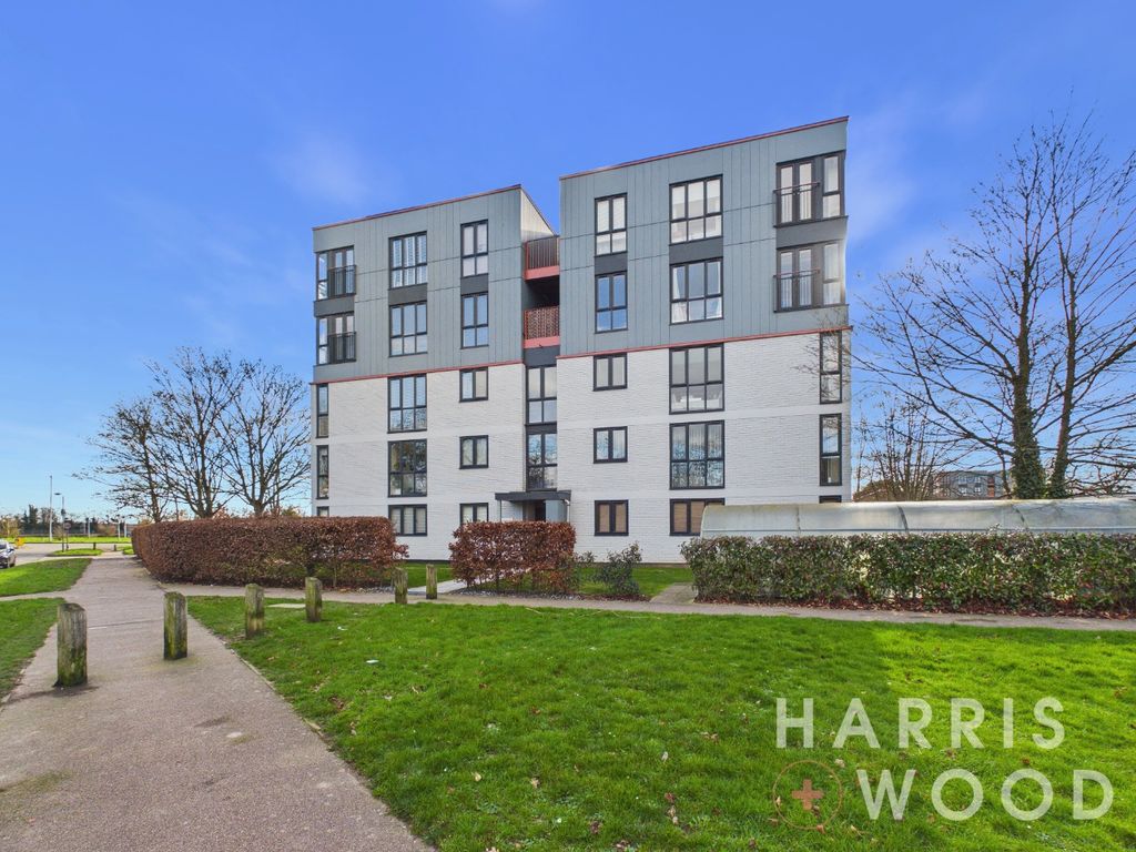 Property photo 1 of 13 4884791