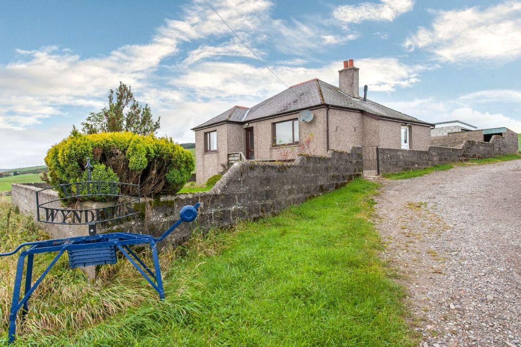 Property photo 1 of 18 Photo 1