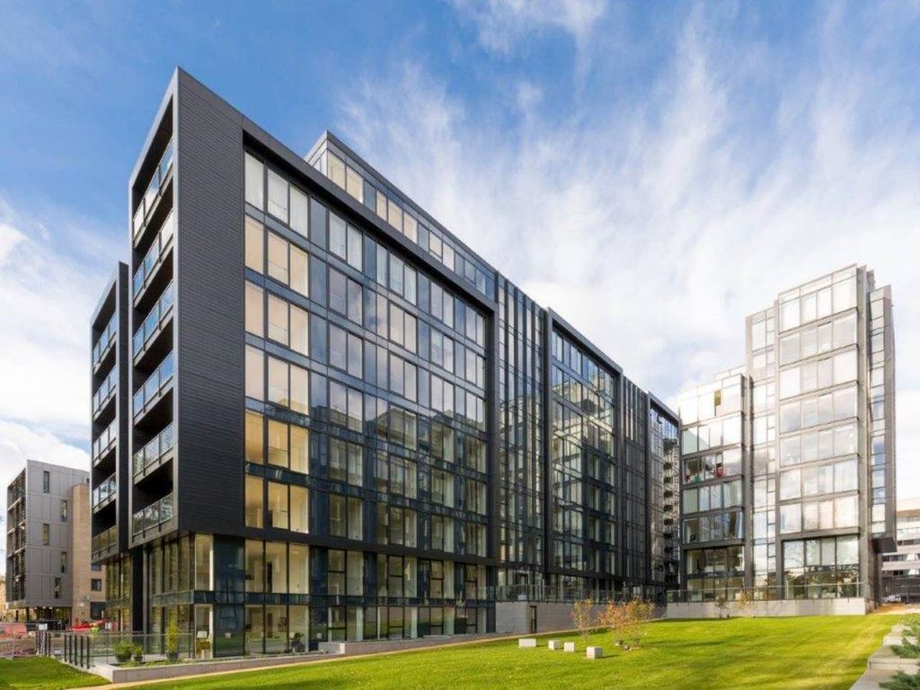 Property photo 1 of 9 Banner