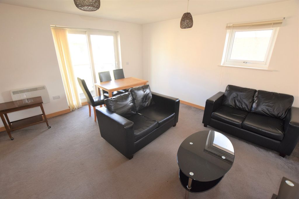 Property photo 3 of 9