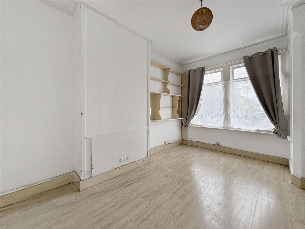 Property photo 3 of 11 32Dacca6Ebf371c665Da4155A0160E7844Da8d76.Jpg