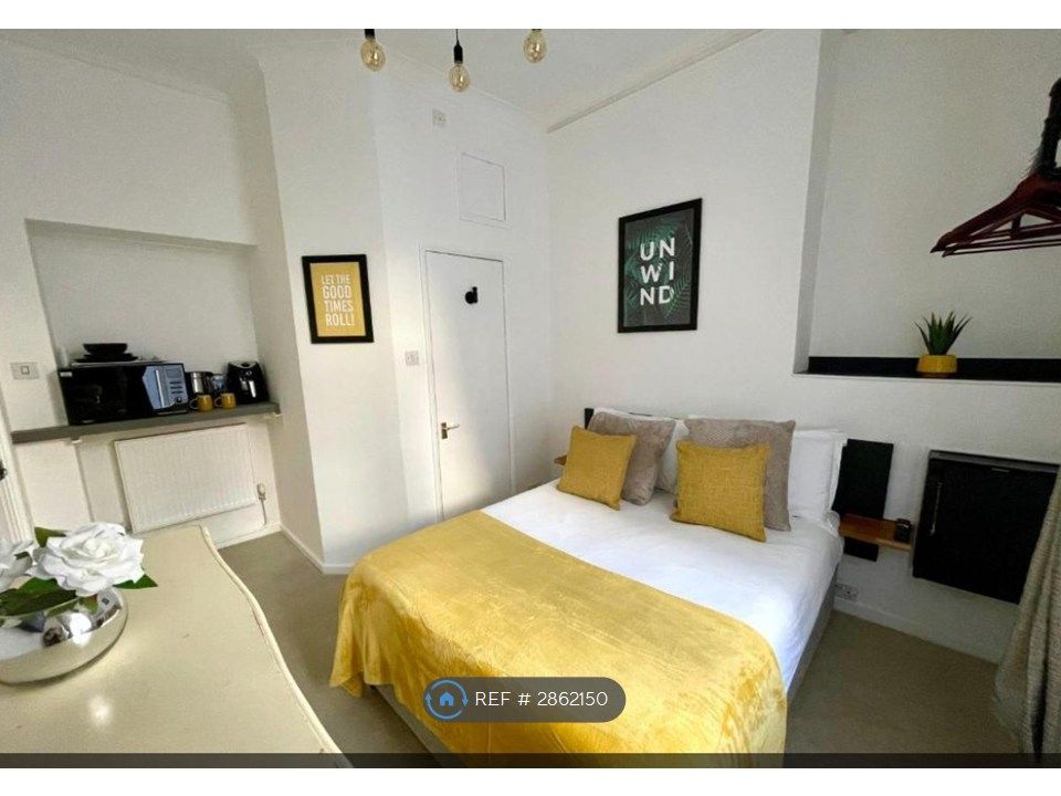 Property photo 1 of 11 Double Room