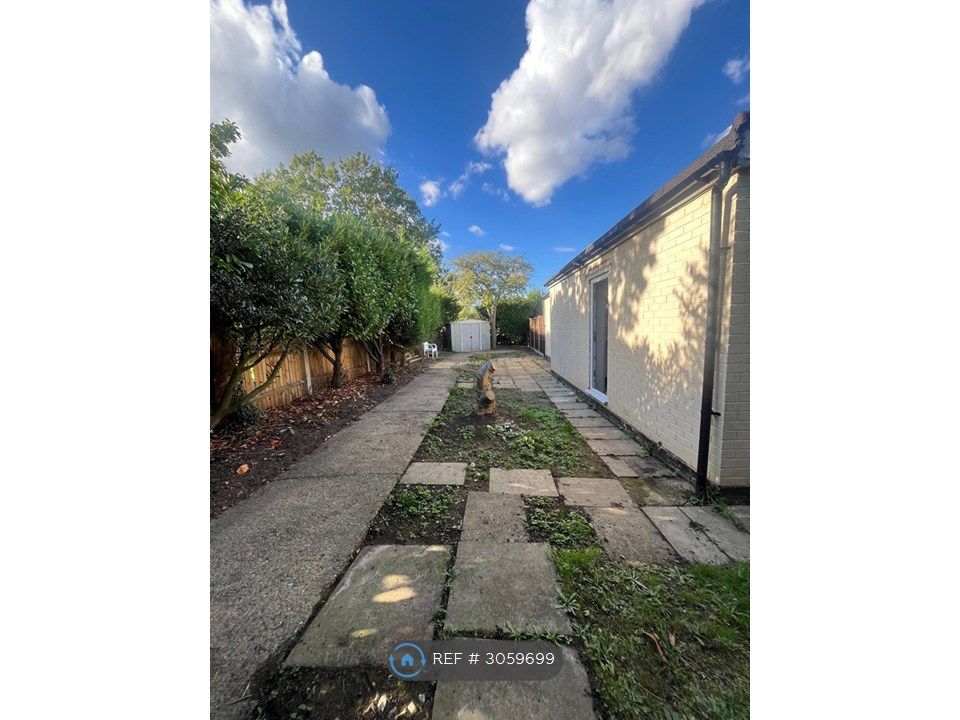 Property photo 3 of 4