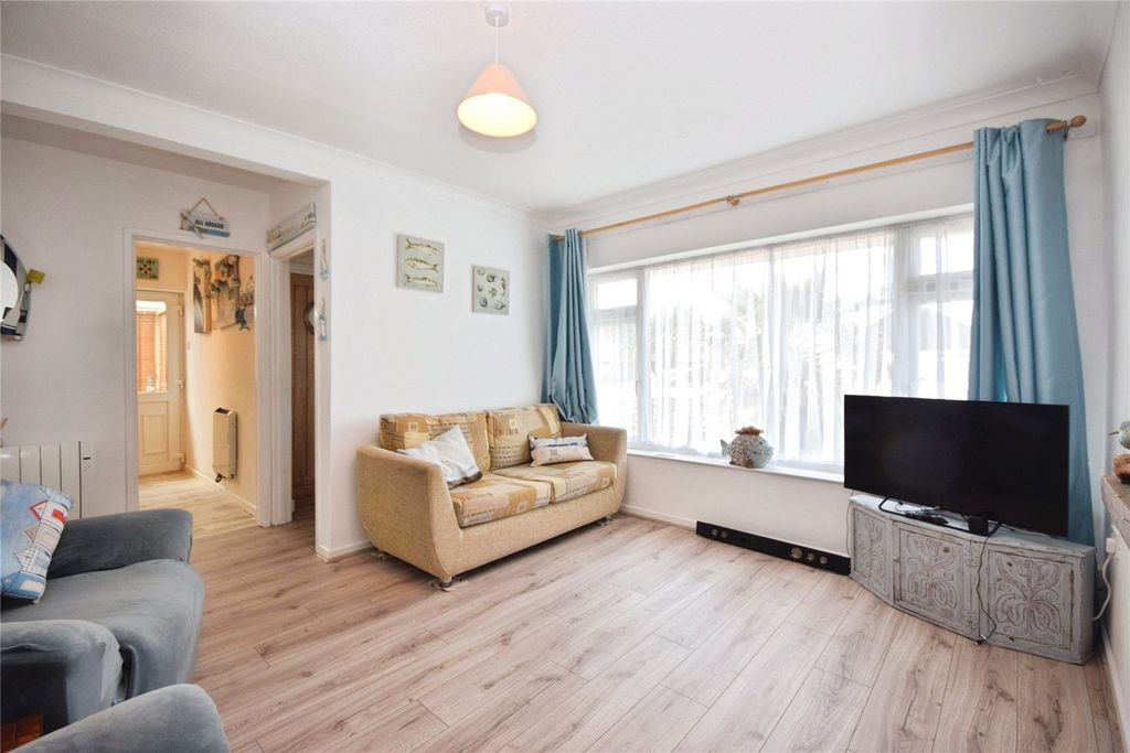 Property photo 2 of 21 Picture No. 46