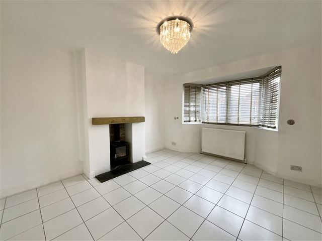 Property photo 2 of 20 Lounge