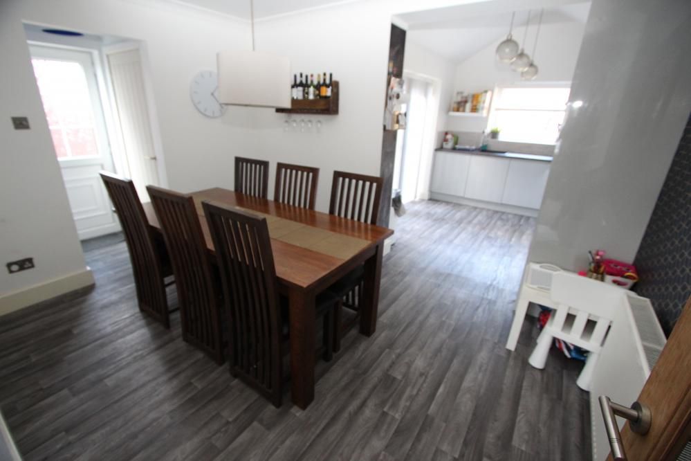 Property photo 3 of 15 Approachextra Photosloungekitchendining Roomdownstairs Wclandingbedroom 1Bedroom 2Bedroom 3Bathroomextra Photosgardenextra Photosextra Photos