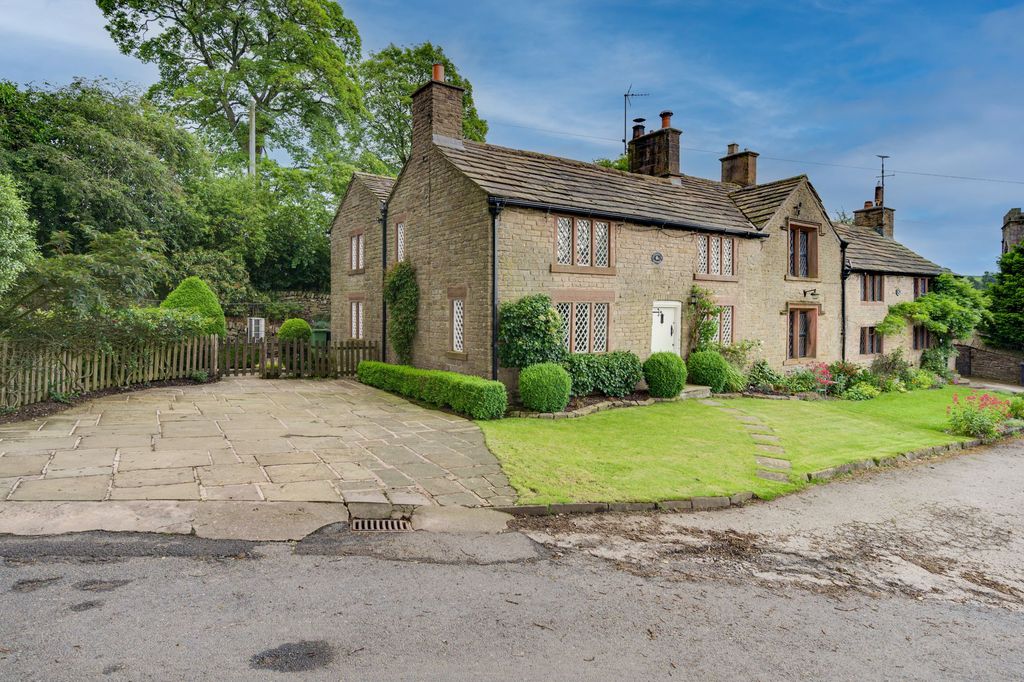 Property photo 1 of 27