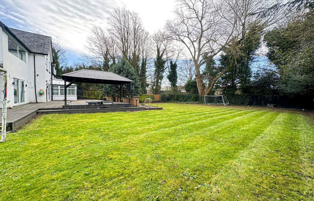 Property photo 3 of 16 Picture No. 03