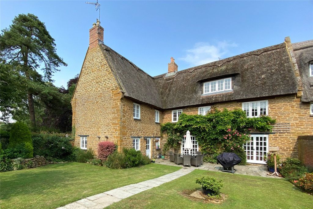Property photo 1 of 64 Picture No. 74