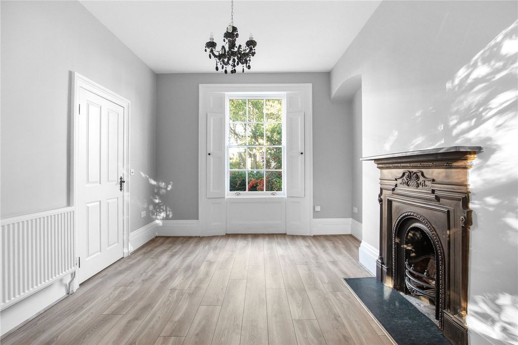 Property photo 3 of 12 Picture No. 03