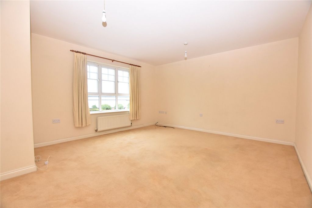Property photo 2 of 14 Picture No. 22
