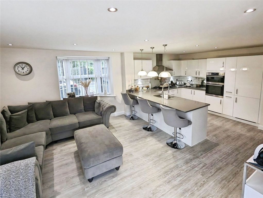 Property photo 2 of 21 Kitchen/Family Room