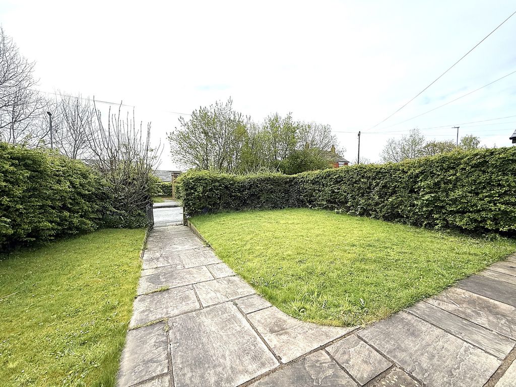 Property photo 2 of 22