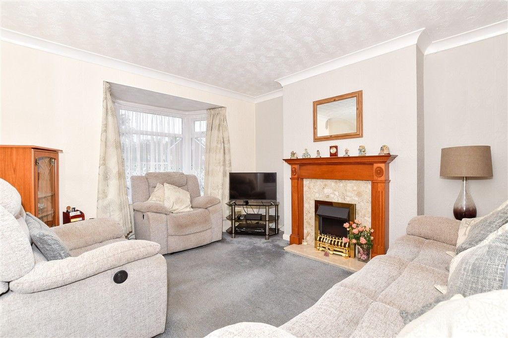 Property photo 1 of 18 Lounge/Diner