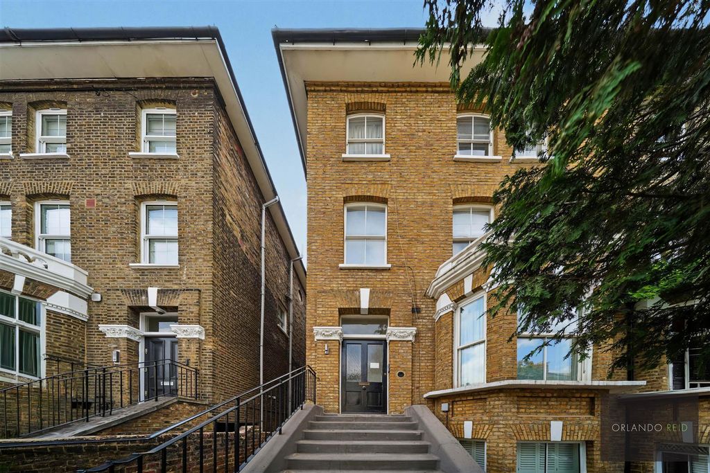 Property photo 2 of 9 Gff, 30 Gauden Road Sw4 6Lt-1.Jpg