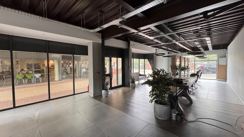 Property photo 2 of 8