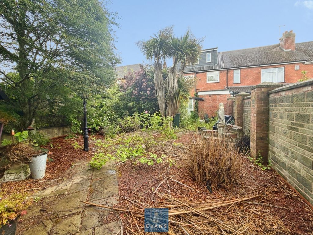 Property photo 3 of 26 Pbox-Img.Jpg